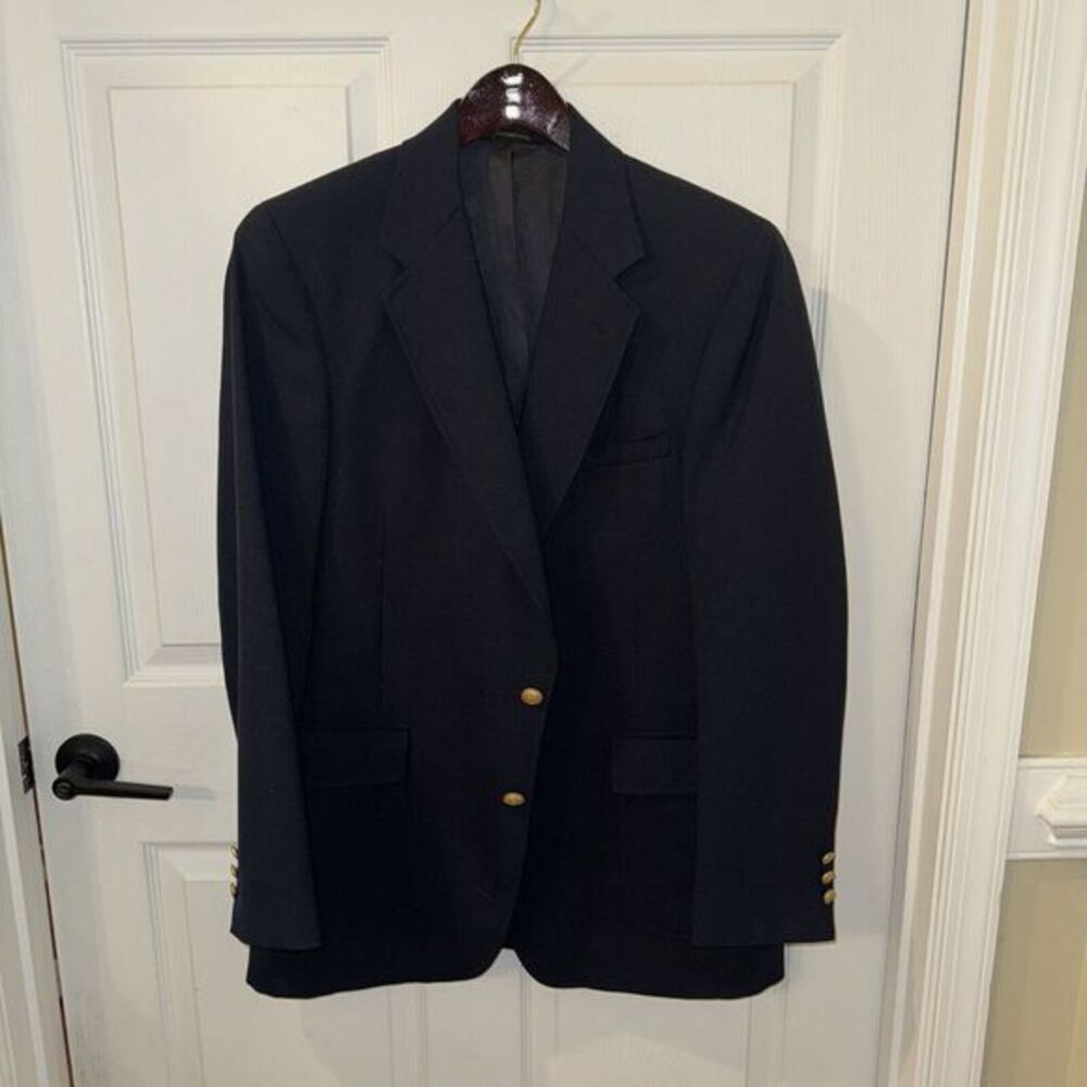 Crossbow Blazer Sports Coat men's ‎ Navy With Gold Buttons Wool Blend 42